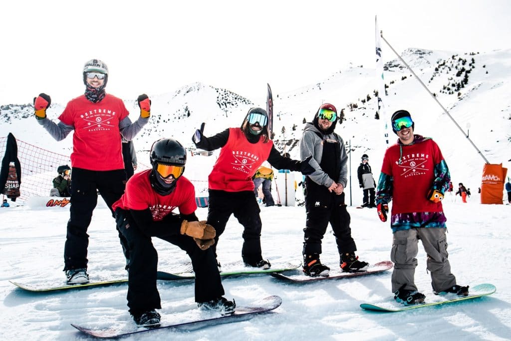 team bextreme snowboards riders